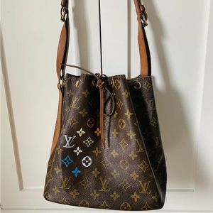 Louis Vuitton petite noe vintage bucket bag